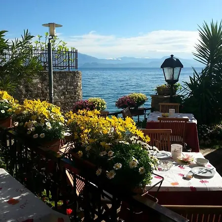 Grifone Hotel 2*