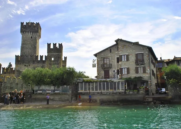 Grifone Отель Сирмионе