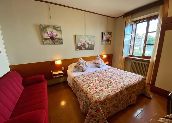 Отель Grifone Сирмионе